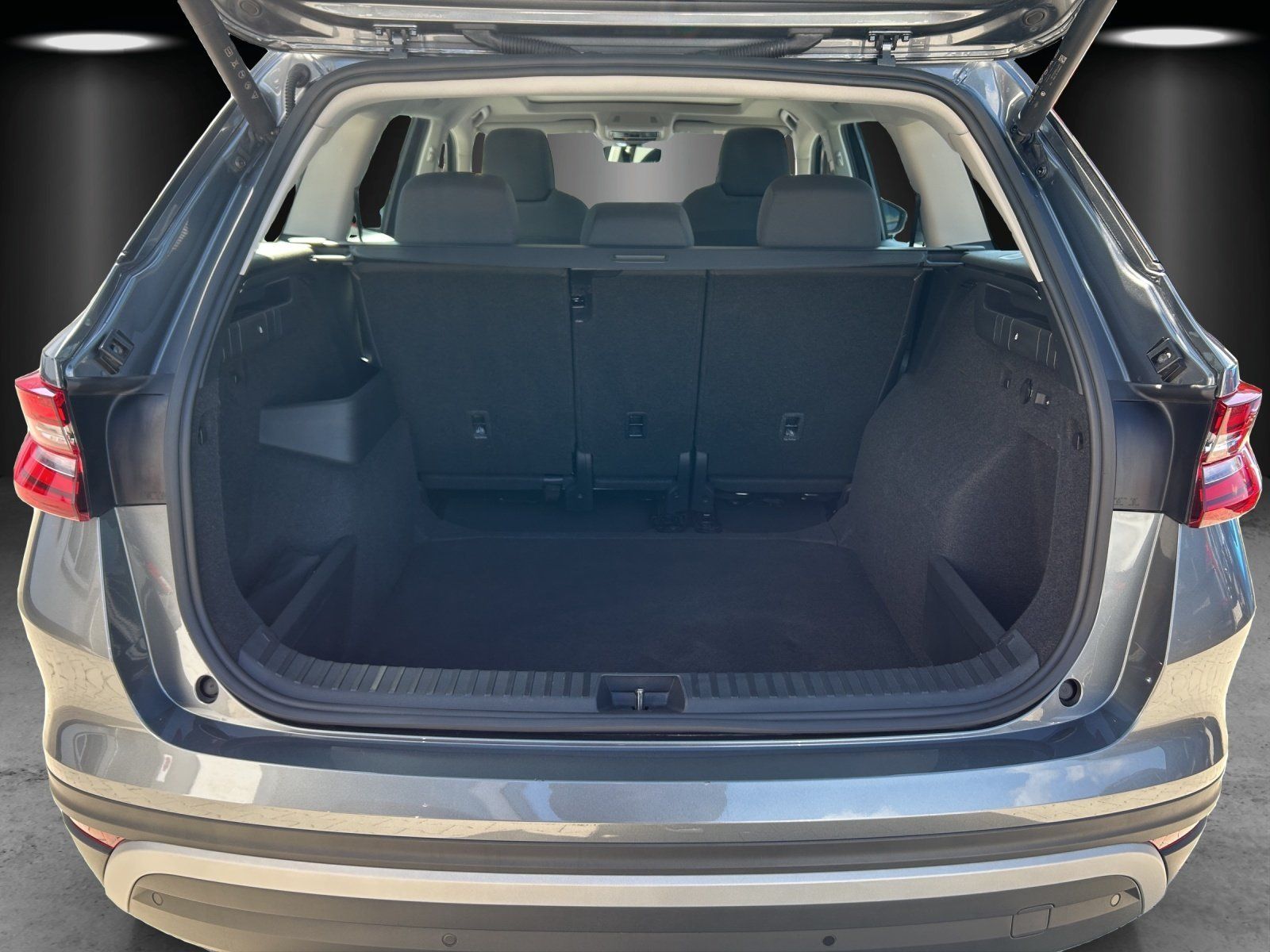 Fahrzeugabbildung SKODA Kodiaq 2.0 TDI 4x4 Selection/AHK/PANO-DACH/CAM/