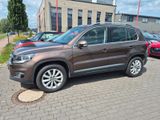 Volkswagen Tiguan Sport & Style TDI 4Motion 1 Hand AHK - Volkswagen Tiguan aus 2012 mit Diesel-Antrieb