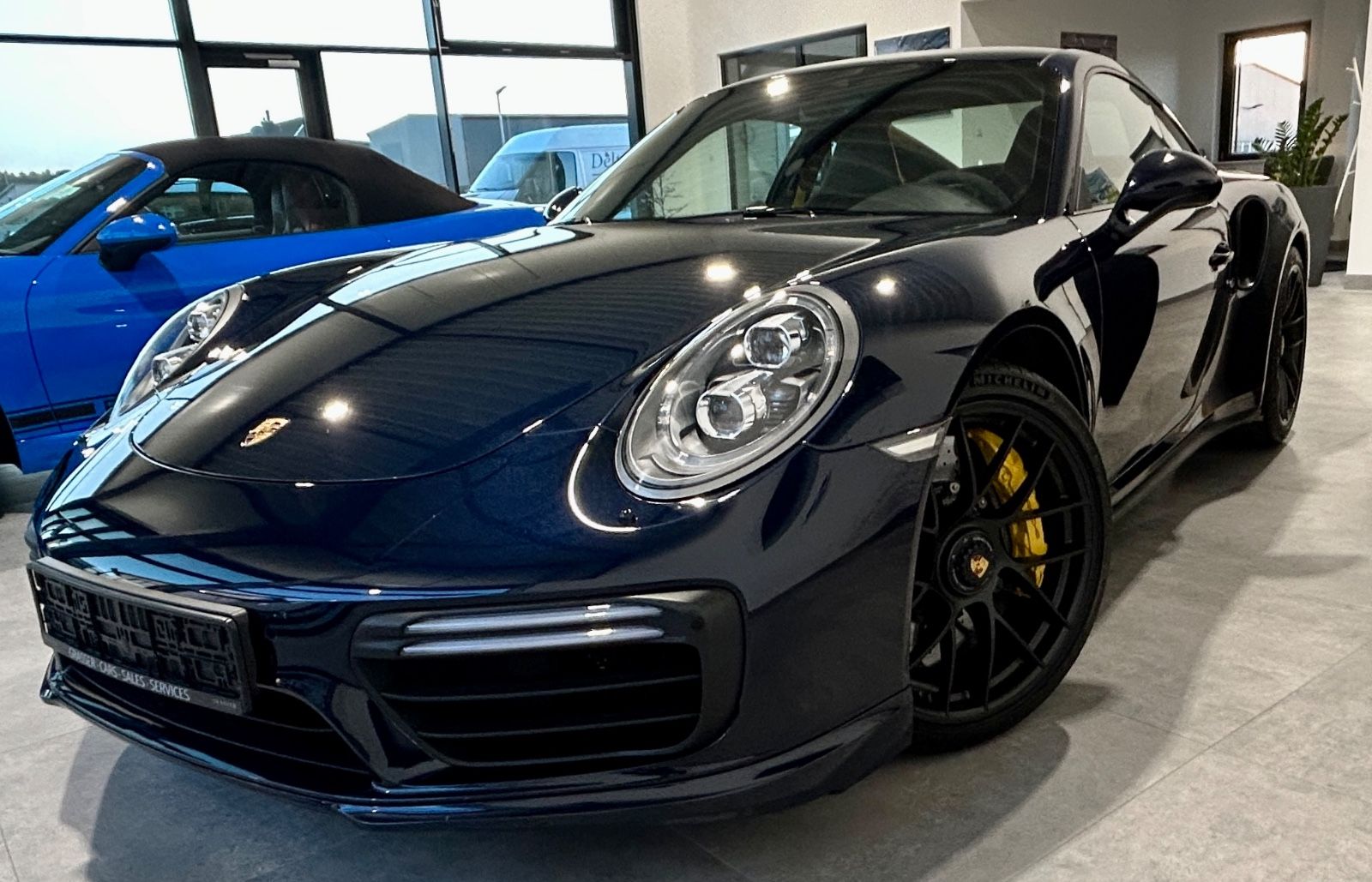 PORSCHE 991 911 Turbo S BRD-APPROVED-SCHALE-LIFT