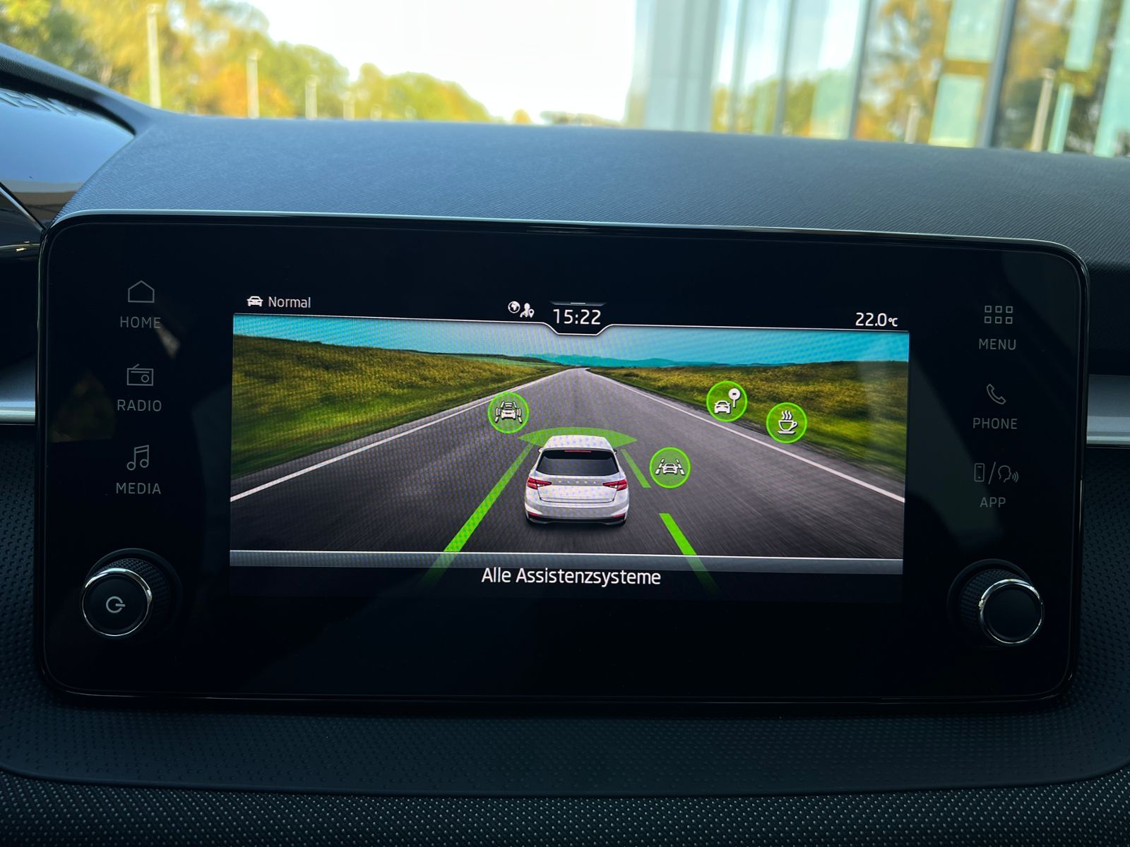 Fahrzeugabbildung SKODA Fabia Selection 1.0 TSI DSG *LED, SmartLink, Kam