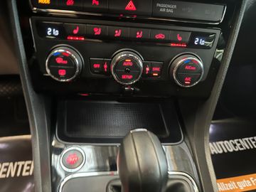 MYAUTOCENTER – Gebraucht- und Jahreswagen mit Werkstattservice in Pfaffenhofen Seat Leon ST *KEYLESS*2-ZONEN*CARPLAY*CAM*TEMPO*FR*
