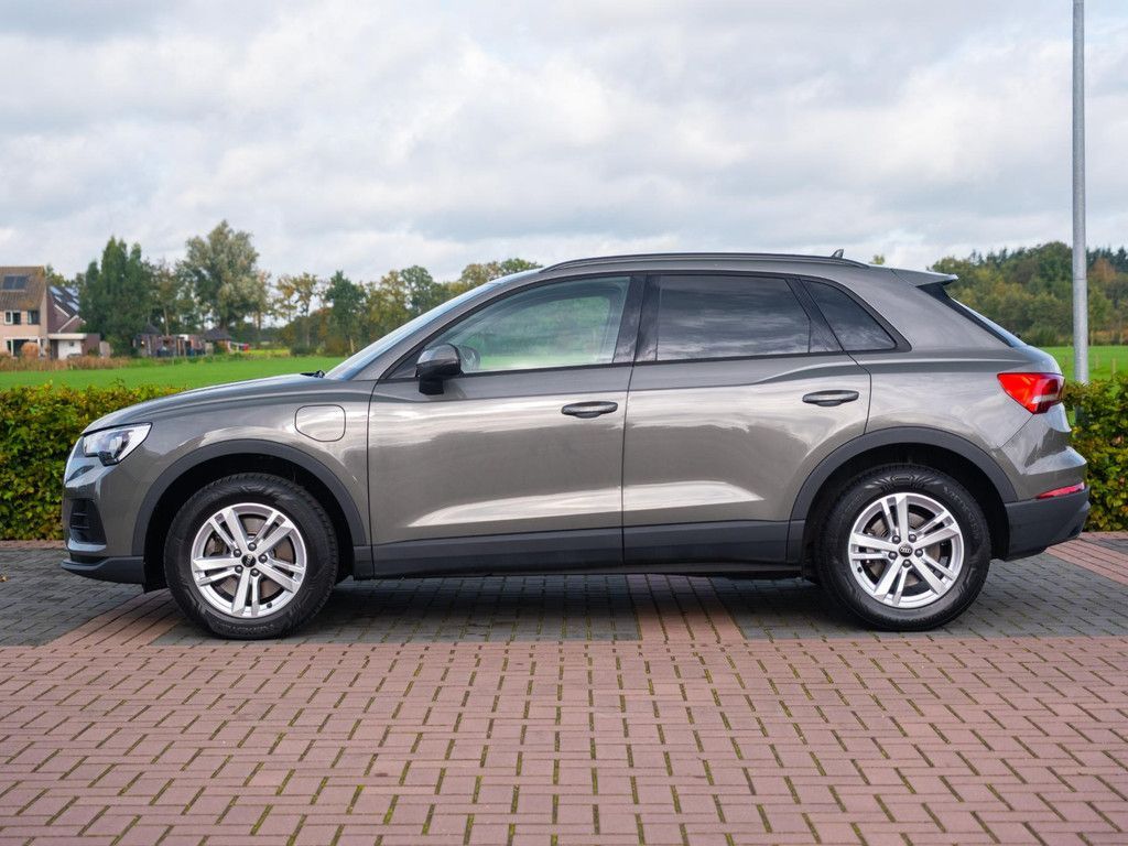 Audi Q3 1.4 45TFSIe Plug-Hybrid Proline Sport | Virtu imagem 3