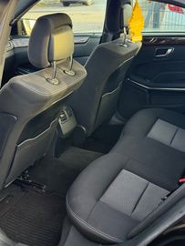 Mercedes E 250 - 10