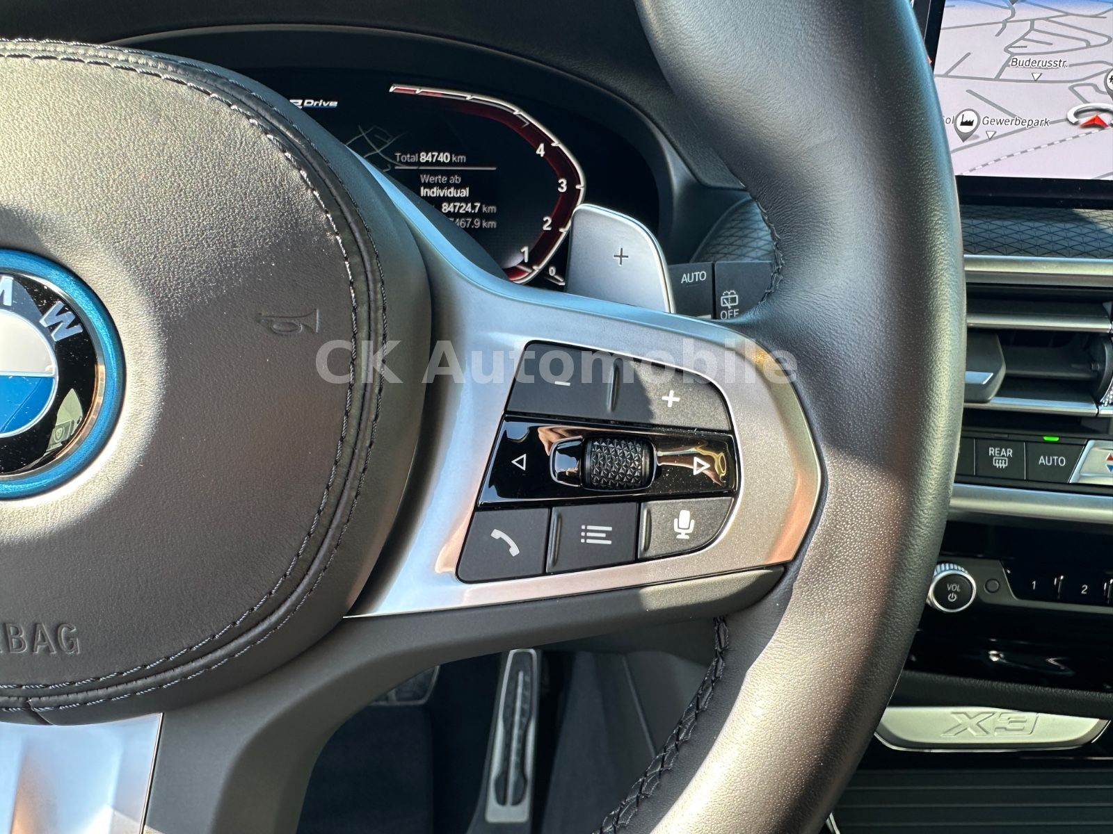 Fahrzeugabbildung BMW X3 xDrive30e M-Sport/Navi/Laser/Head-Up/Kamera