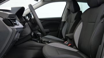 Skoda Scala Drive 1,0 TSI DSG PDC KAM BLACK PACKAGE
