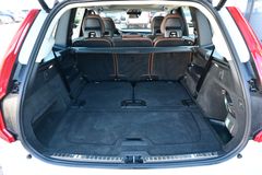 Fahrzeugabbildung Volvo XC90 B5 D AWD Inscription*STDHZG*PAMO*AHK*7-S