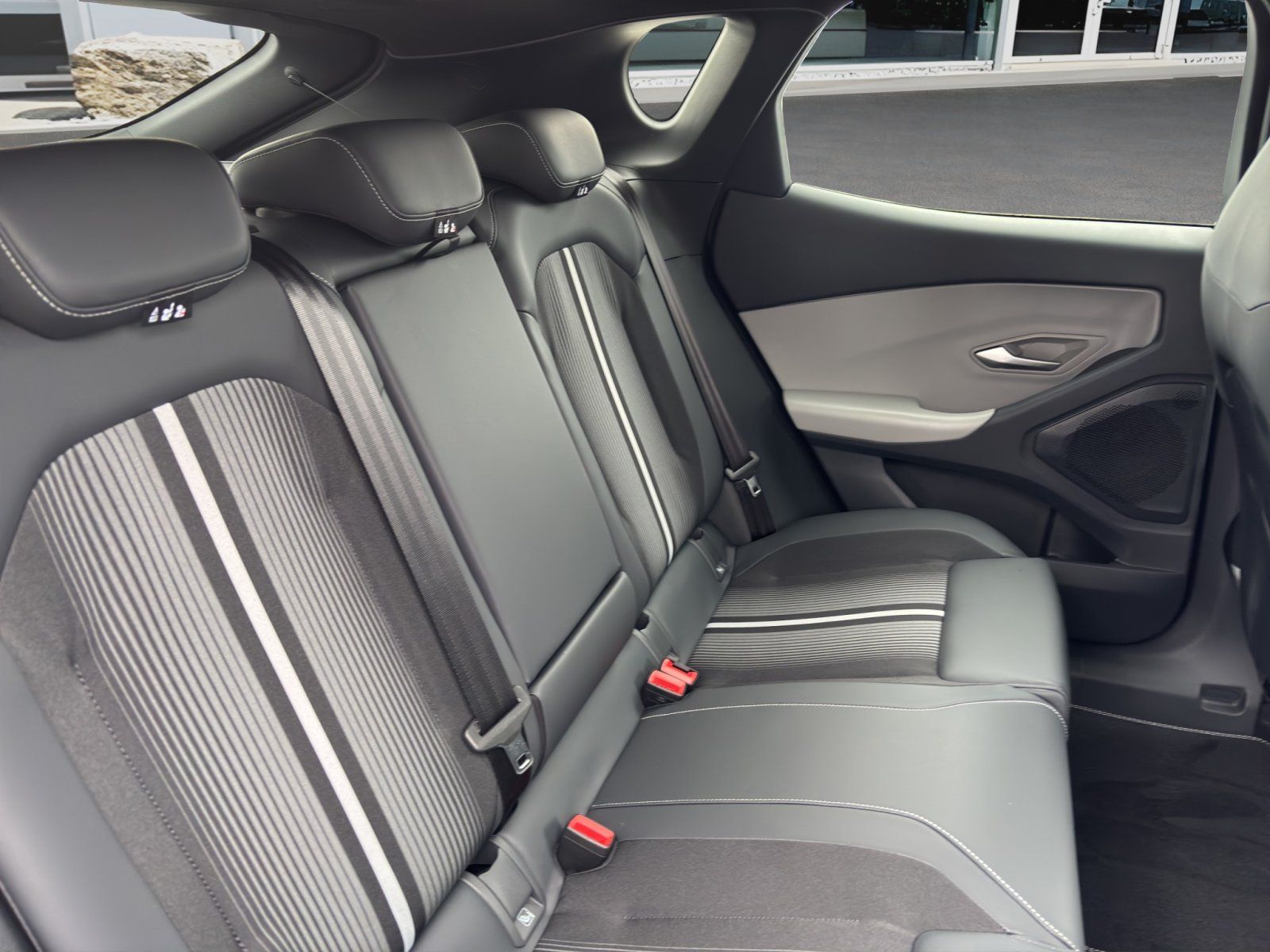 Fahrzeugabbildung Ford Capri eMotor 210 kW RWD