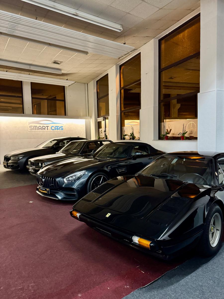 showroom-image-bottom