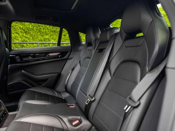 Porsche Panamera - 9