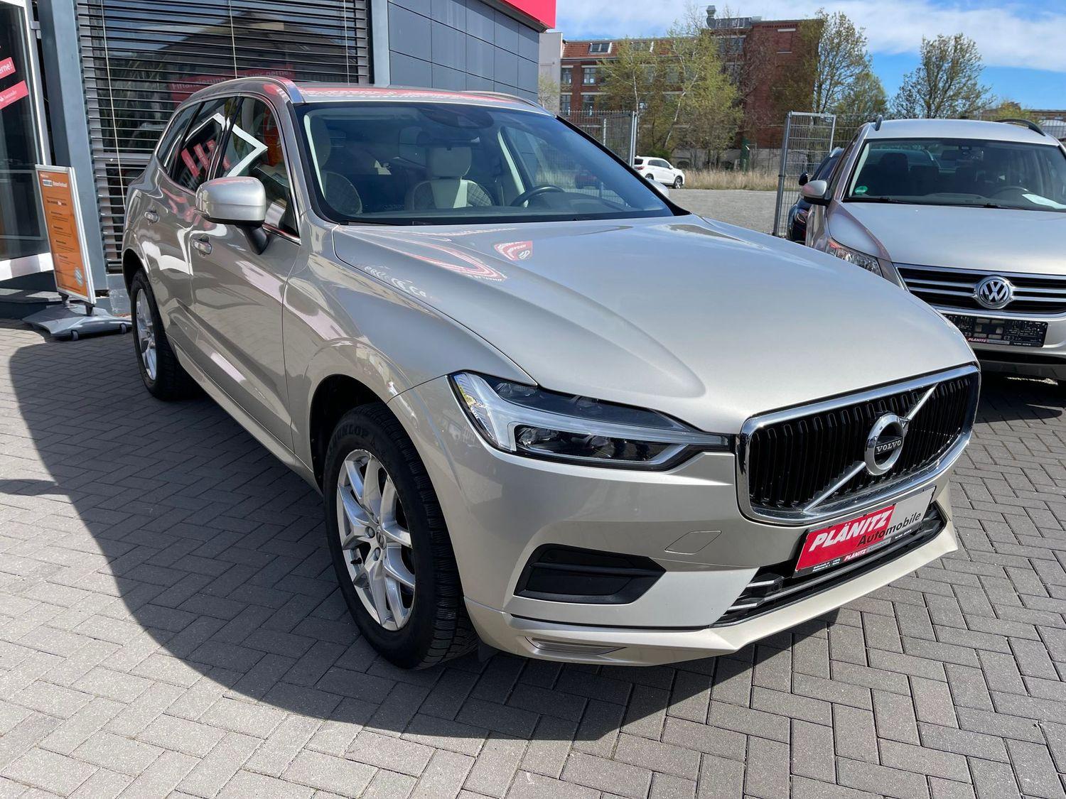 Volvo XC60 Momentum 2WD/TempomatLED/Bluetooth/Navi/Kam