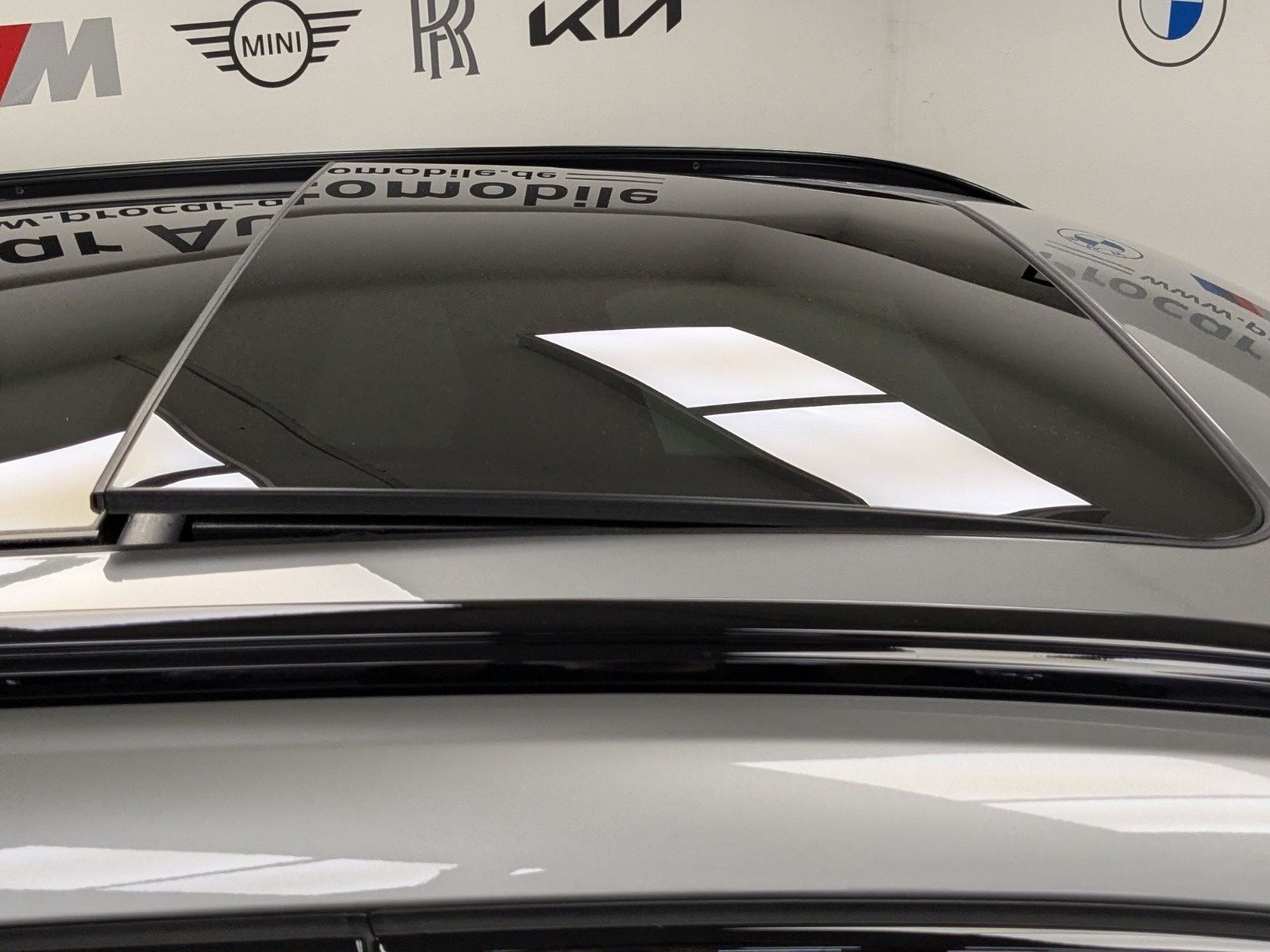 BMW iX1 xDrive30 M Sport HUD PANO ACC AHK DA Prof. 3 foto 9