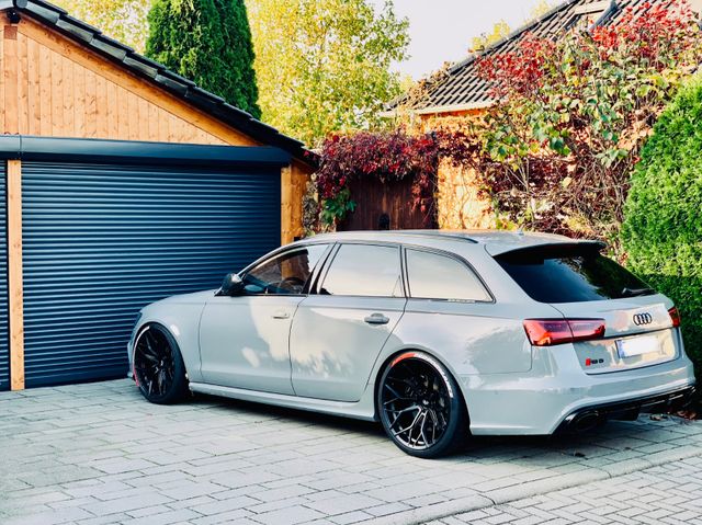 AUDI RS6 4.0 TFSI quattro performance Avant (810PS)