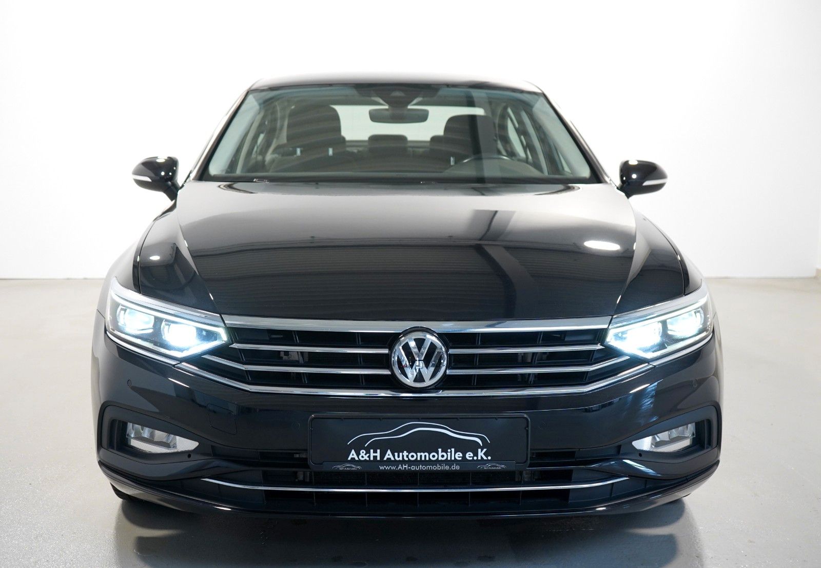 Volkswagen Passat Lim. 2.0 TDI DSG Business MATRIX ACC KAM foto 2