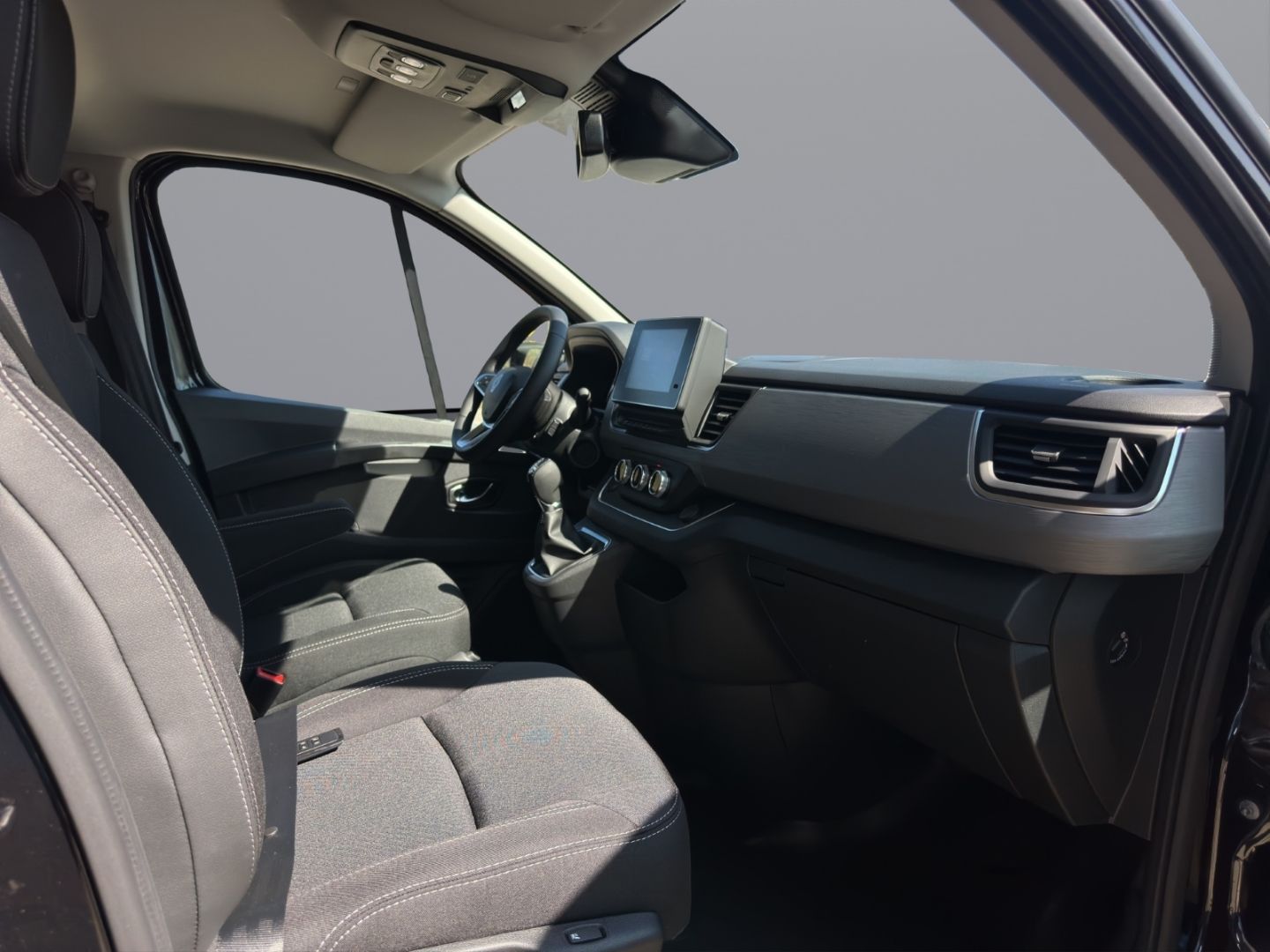 Fahrzeugabbildung Renault Trafic Combi L2H1 SpaceClass 2.0 dCi 170 EDC 8-S