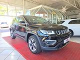 Jeep Compass 2.0 MultiJet 4x4 Limited KAMERA+BEATS - Jeep Compass mit Diesel-Antrieb: Geländewagen, 2.0
