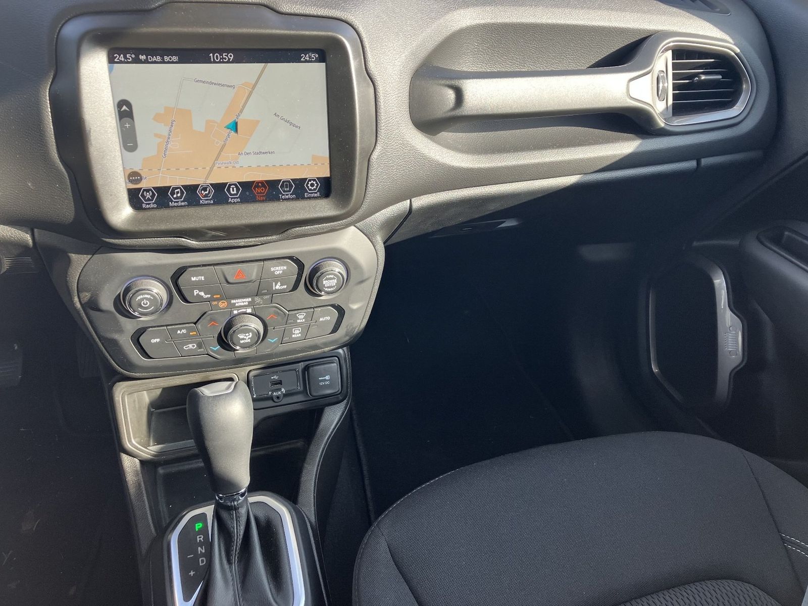 Jeep Renegade - Bild 17