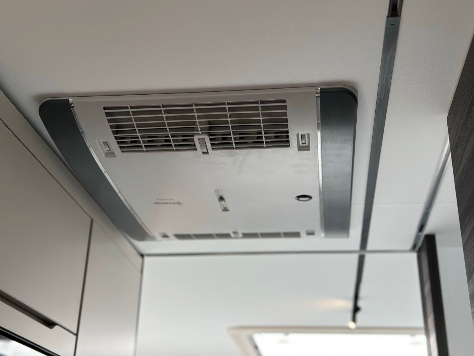 Fahrzeugabbildung Adria ASTELLA 754 DP *--sofort verfügbar--inkl. Mover