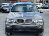 BMW X5 4.4i/SHZ/NAVI/EURO 4 - gebrauchte BMW X5 aus dem Jahr 2004