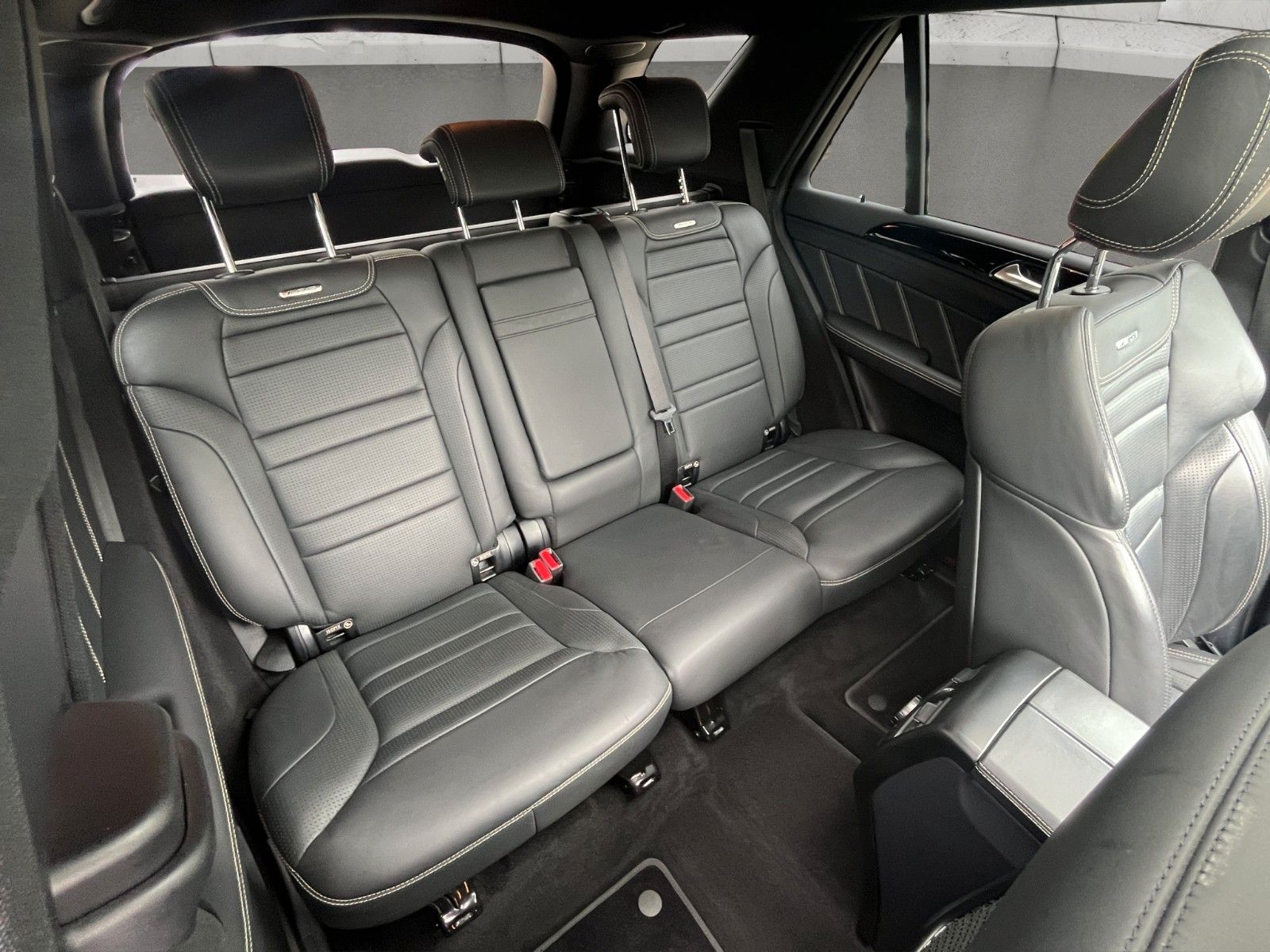 Fahrzeugabbildung Mercedes-Benz *INFERNO*4Matic*HK Audio*SHZ*NAVI*
