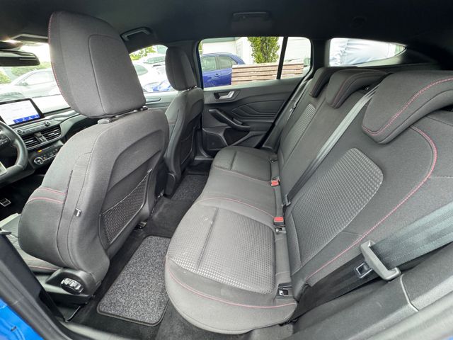 Ford Focus  Turnier ST-Line