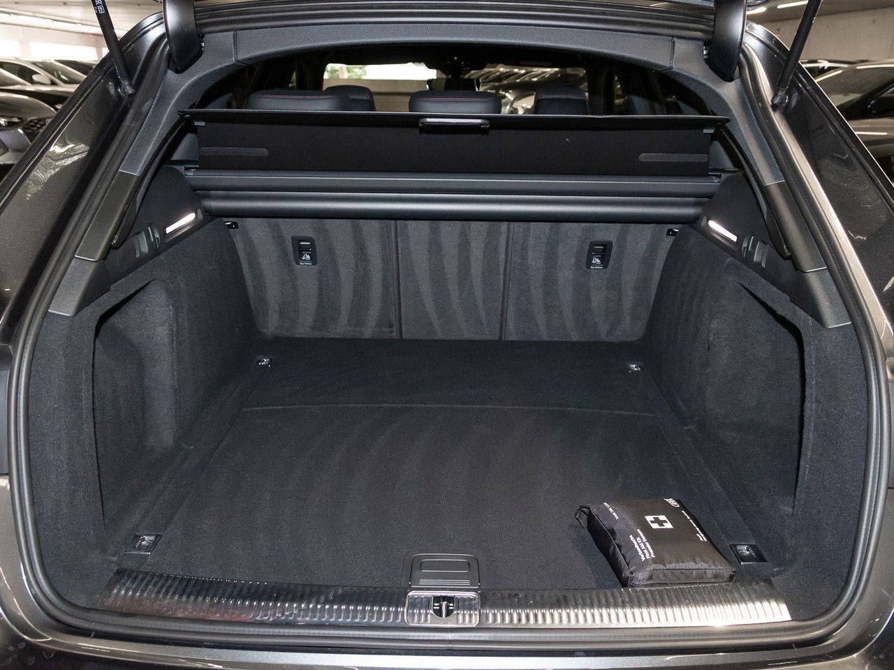 Audi RS4 Avant TFSI quattro Competition Keyless B&O foto 7
