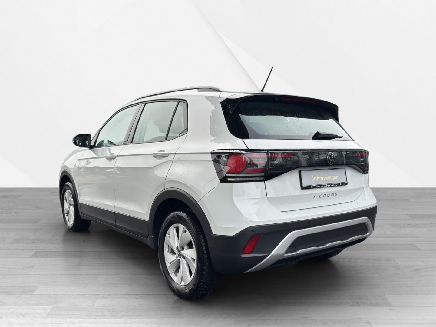 Fahrzeugabbildung Volkswagen T-Cross 1.0 TSI 70 kW Life LED,Navi,SHZ,ACC,PDC