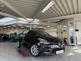 Renault Clio IV Collection DeLuxe NAVI/PDC/BOSE/BT/TEMPO - Renault Clio Collection mit Benzin-Antrieb