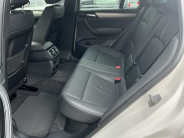 BMW X4 - 11