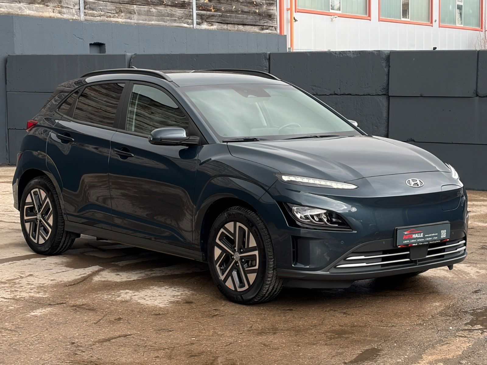 Fahrzeugabbildung Hyundai KONA E Trend ACC LKAS NAV CAM PDC KRELL CarPlay