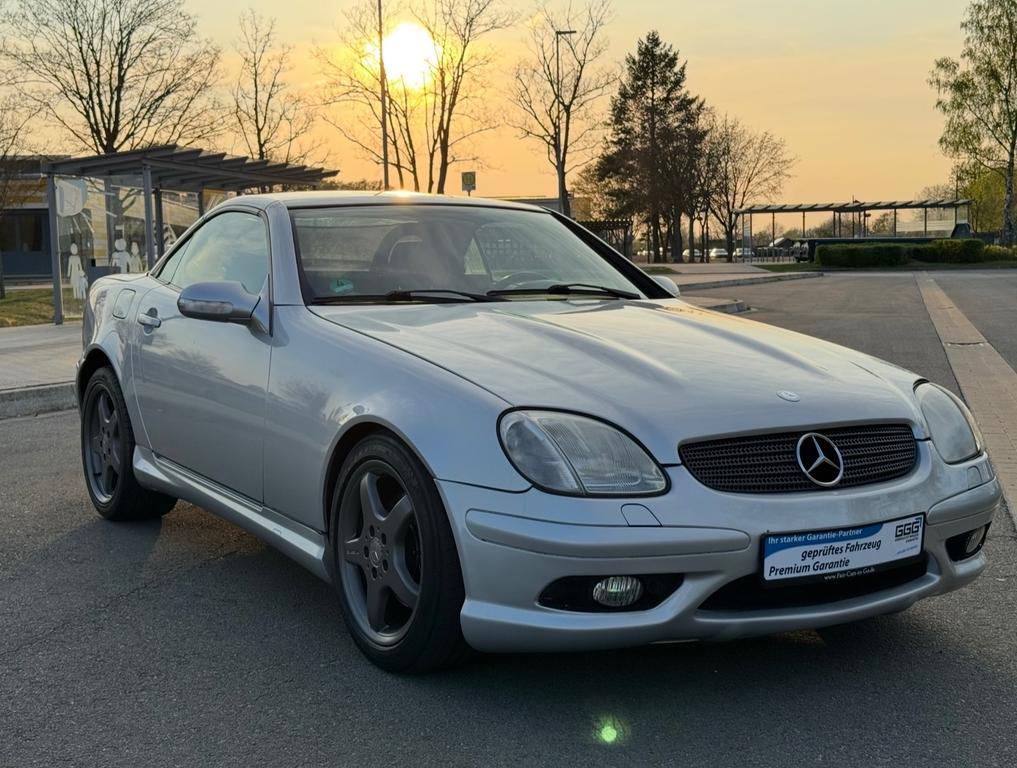 Mercedes-Benz SLK 320