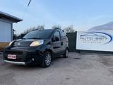 Fiat Fiorino QUBO 1.3 MJT 75CV Trekking - schwarze Fiat Fiorino