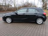 Mercedes-Benz A 180 Style Klima Navi SHZ Parkassistent - Mercedes-Benz A-Klasse: Schwarz