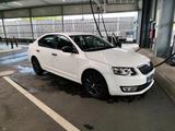 Skoda Octavia 1,2 TSI TÜV 10/26 - Skoda Octavia mit Benzin-Antrieb: Limousine, 1.2