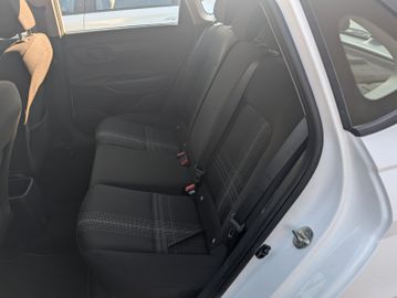 Hyundai i20 - 9