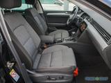 Volkswagen Passat Variant 2.0 TDI Business DSG AHK Nav RüKa - VW Passat Variant Gebrauchtwagen in München