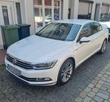 Volkswagen Passat Lim. 2.0 TDI Highline, DSG  4M - Volkswagen Passat mit Diesel-Antrieb: Weiß, Alcantara