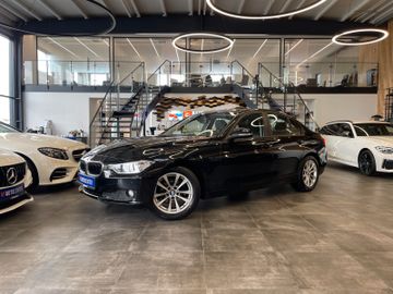 BMW 320d Limousine F30*NAVI*XENON*AHK*LEDER*