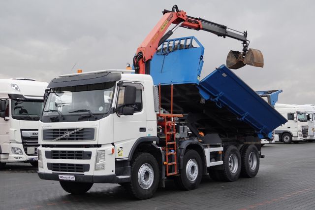 Volvo FM 400 / 8x4 / WYWROTKA + HDS PALFINGER PK 12 0