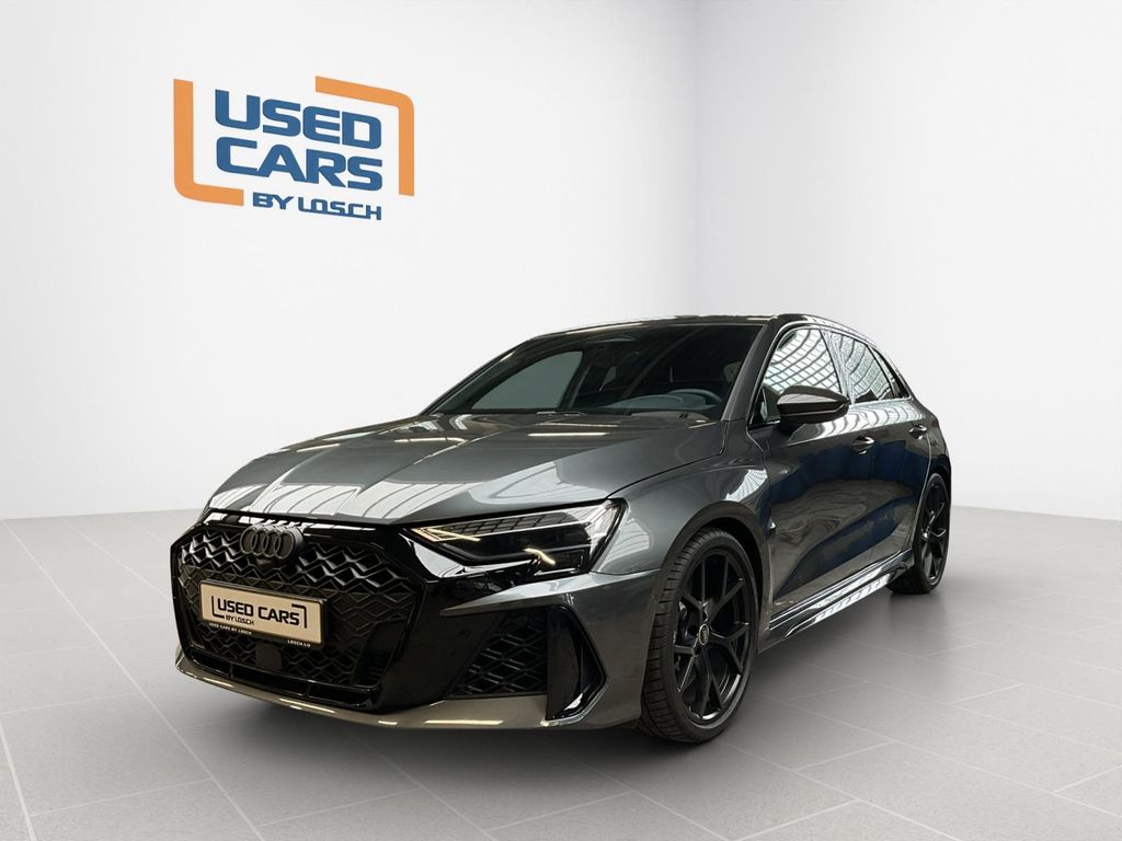 Audi RS3 — hlavná fotografia