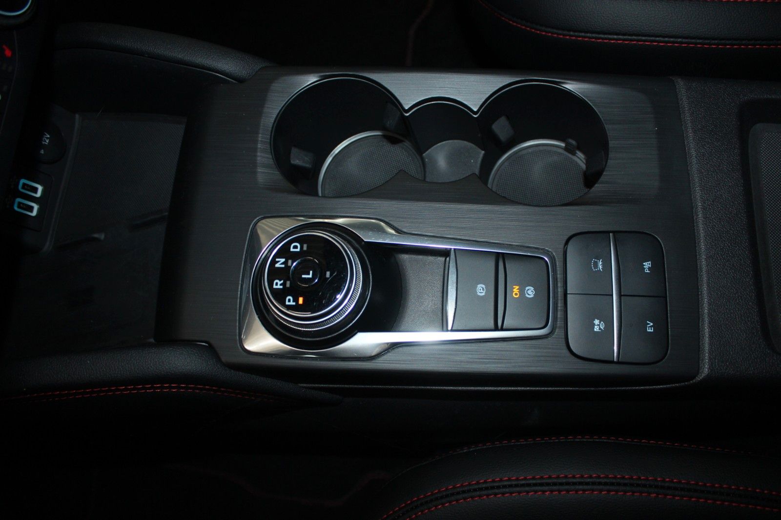 Fahrzeugabbildung Ford Kuga 2.5 PHEV ST-Line X Aut. LED B&O AHK HUD uvm