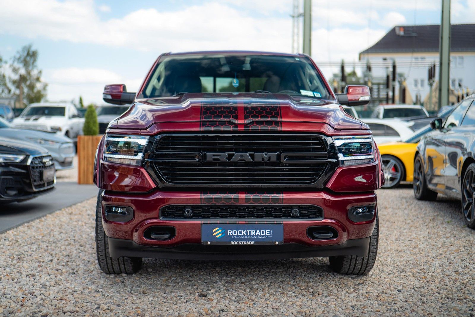 Fahrzeugabbildung Dodge RAM 5.7 V8 HEMI 4x4 OFFROAD Night AXLE LOCK 19%