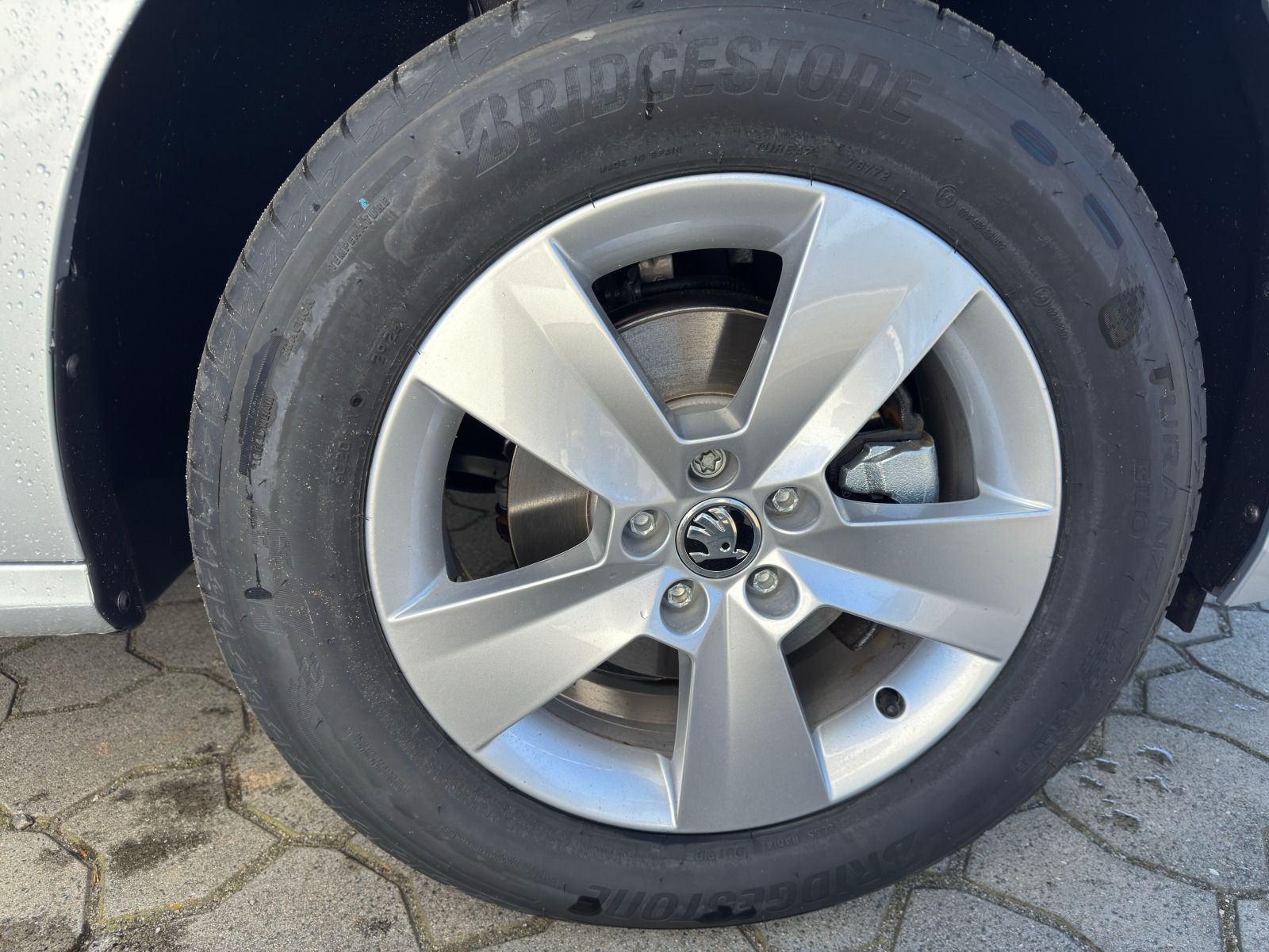 Fahrzeugabbildung SKODA Kamiq 1.0 TSI DSG*LED*PDC*SHZ*SmartLink