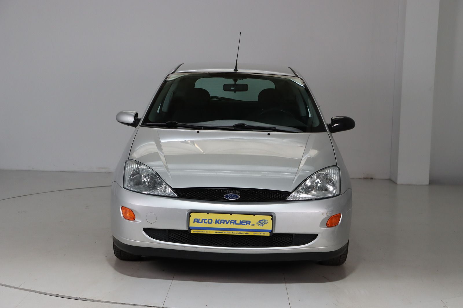 Fahrzeugabbildung Ford Focus 1.4 * Klima * Anhängerk