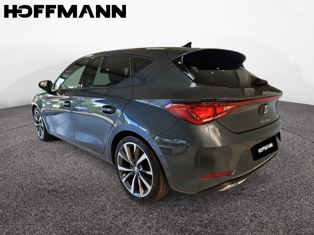 Fahrzeugabbildung SEAT Leon 1.5 eTSI ACT OPF DSG FR