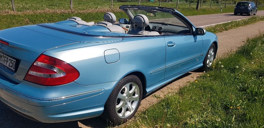 Mercedes-Benz CLK 320