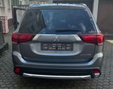Mitsubishi Outlander  2,2 Diesel 4WD Autom... - Mitsubishi Outlander in Köln