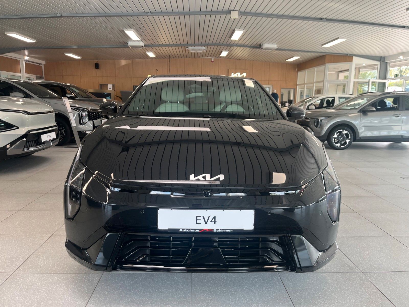 Fahrzeugabbildung Kia EV4 81 FWD GTL DWP COM