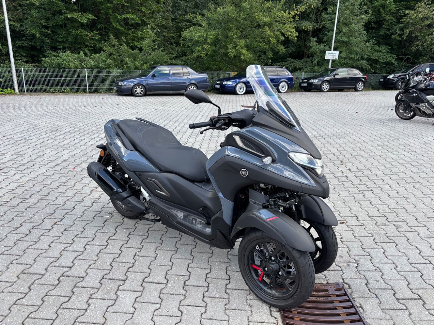 Fahrzeugabbildung Yamaha Tricity 300 Model 2025