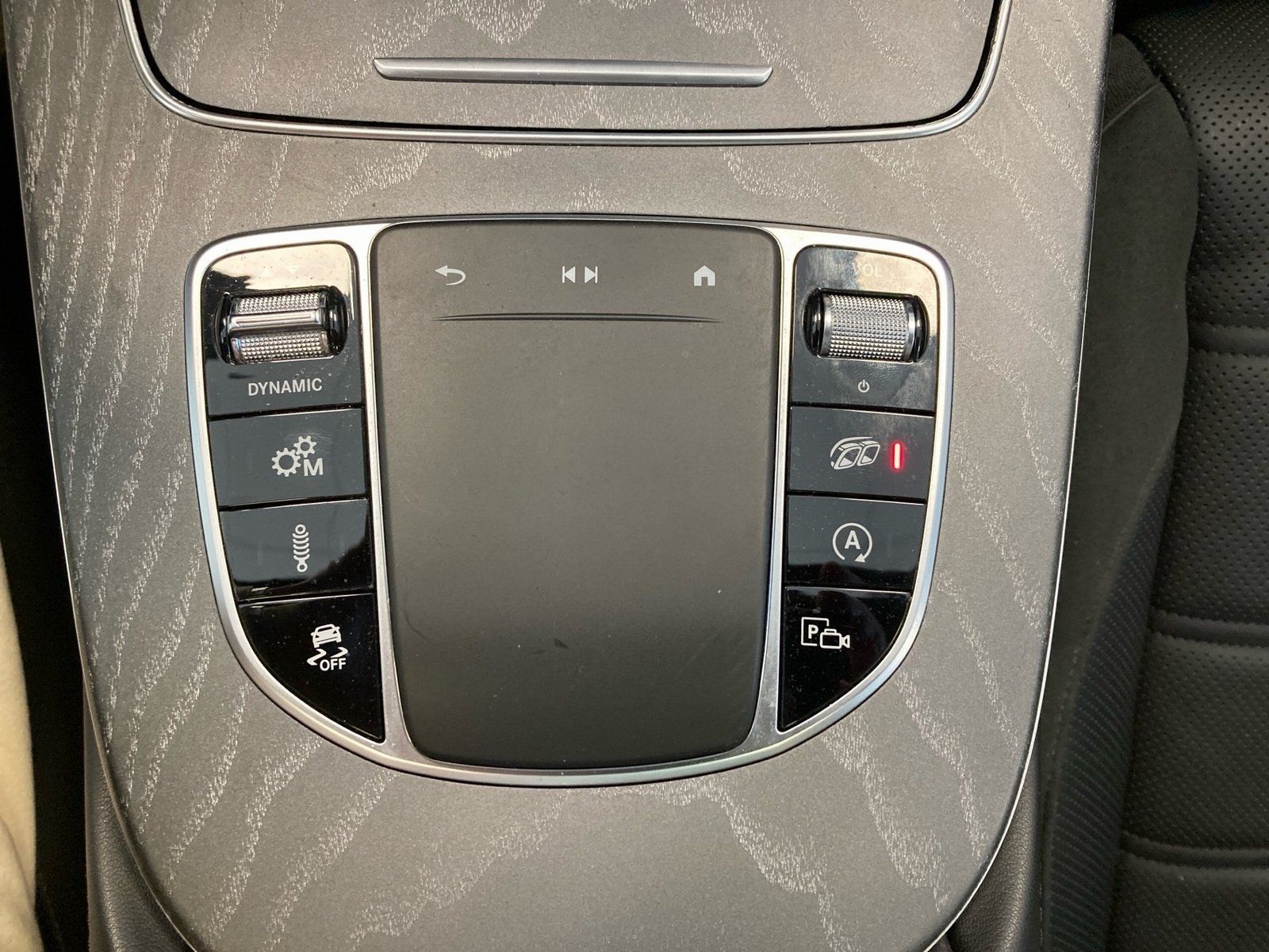 Fahrzeugabbildung Mercedes-Benz E 53 T 4M+ AMG*Distronic*Panorama*AHK*Standheiz*