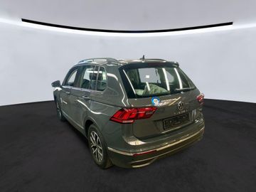 Volkswagen Tiguan - 3